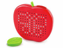 Hape E1712 Pizarra Magnética Pequeña con Diseño de Manzana