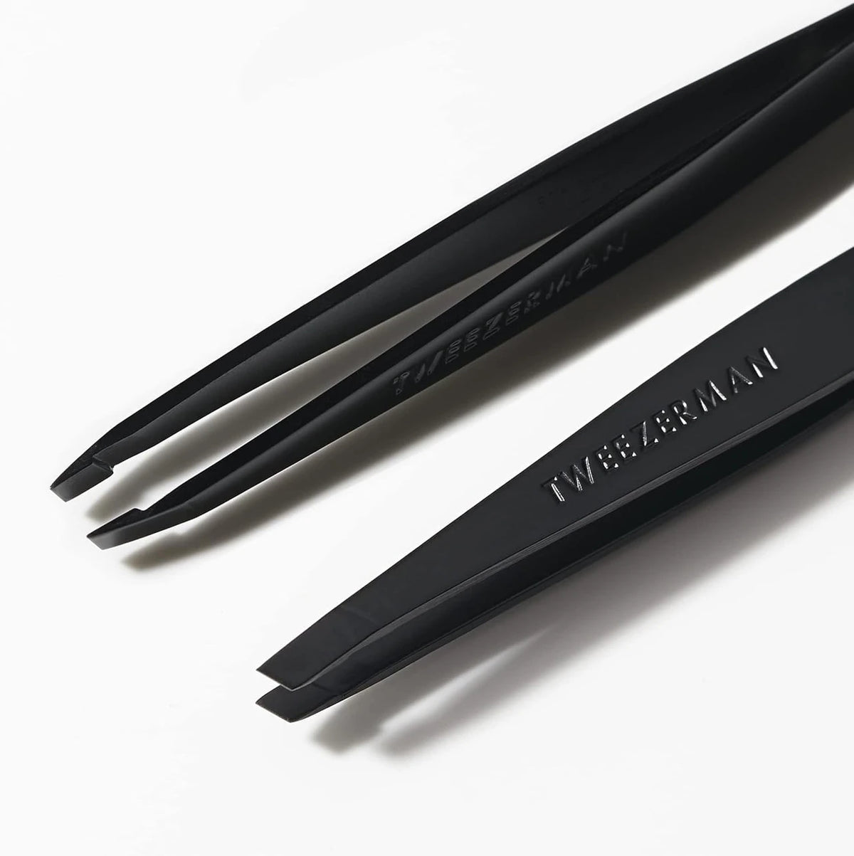 Tweezerman Matte Black Slant Tweezer