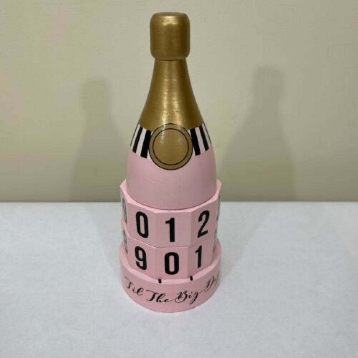 8 Oak Lane Rose Bottle Special Event Countdown Calendar
