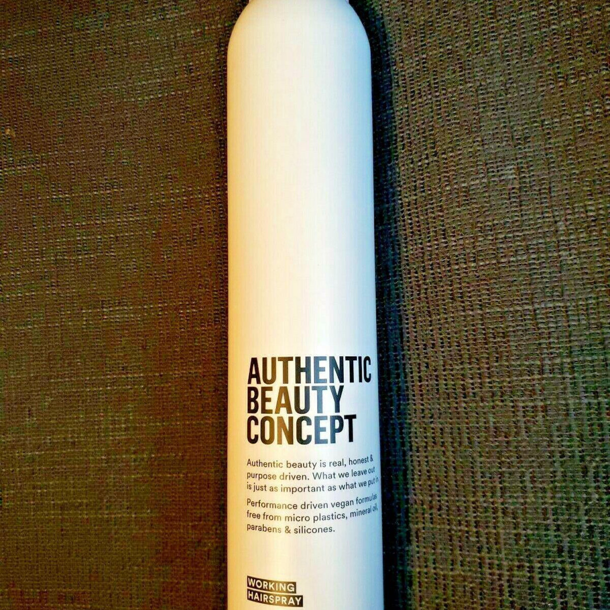 Authentic Beauty Concept Working Hair Spray | All Hair Types | Fast Drying & Shiny Finish | Vegan & Cruelty-Free | Silicone-Free | 9.3 oz