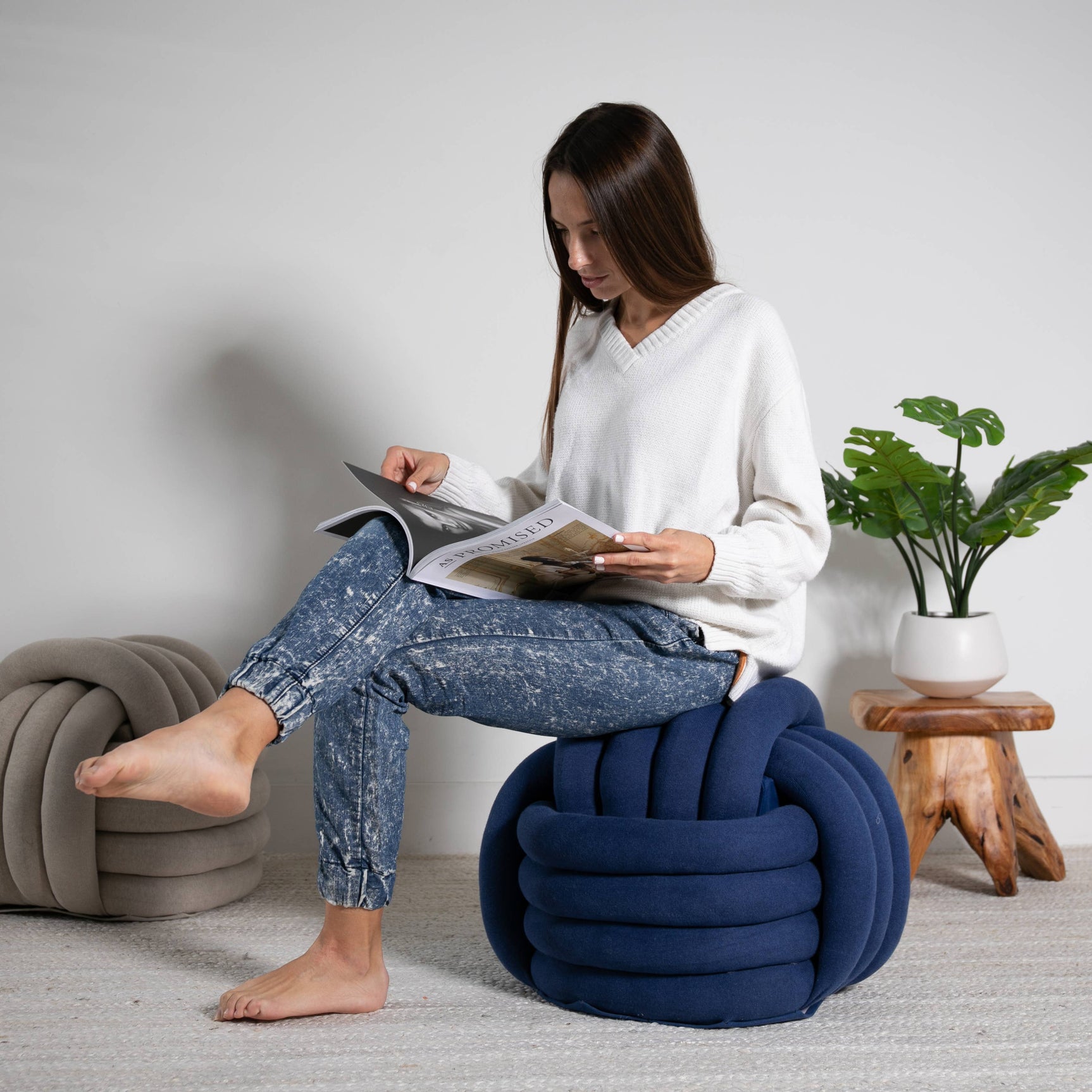 Knot Pouf - Federal blue mel - Image 2