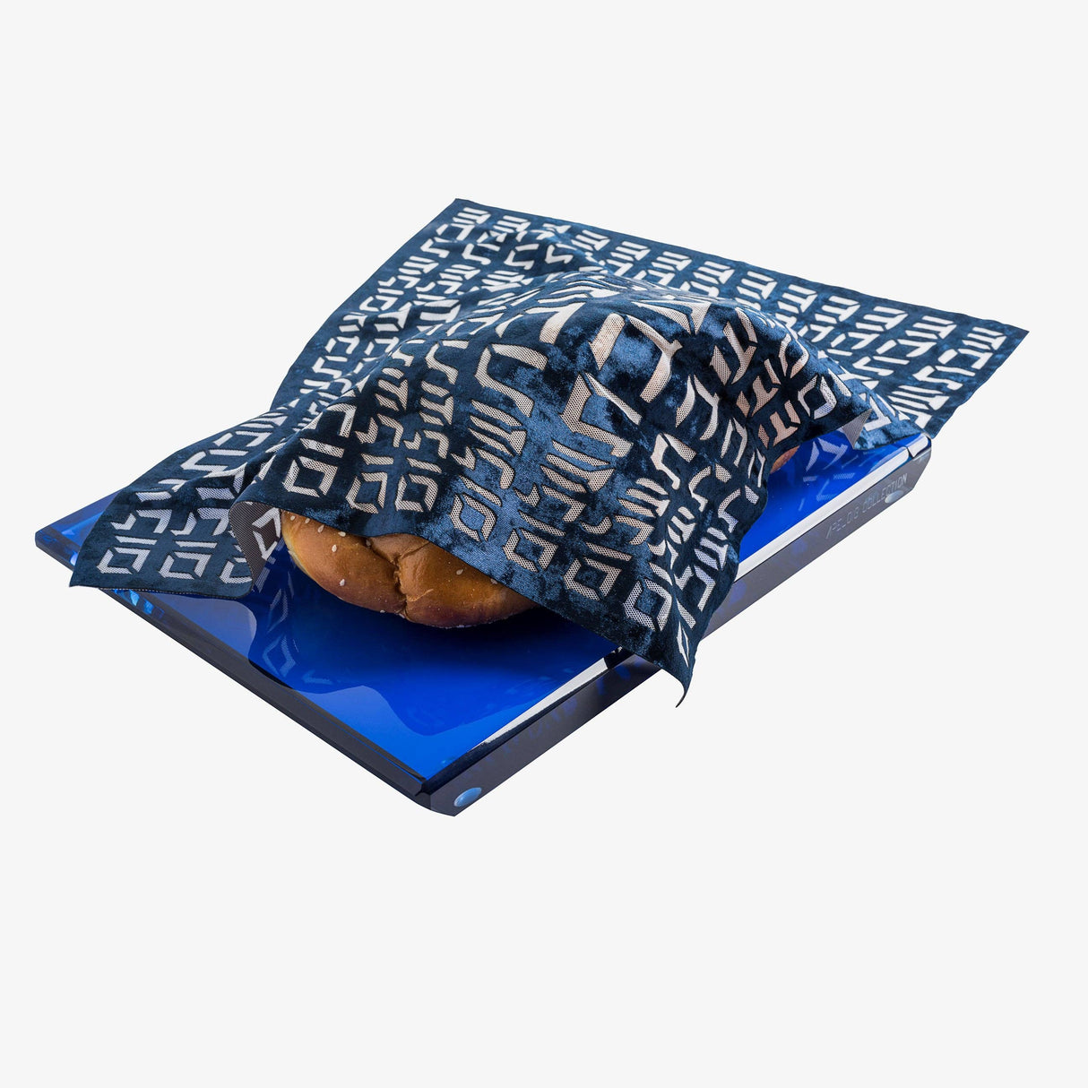 Challah Cover Hebrew Type: Black