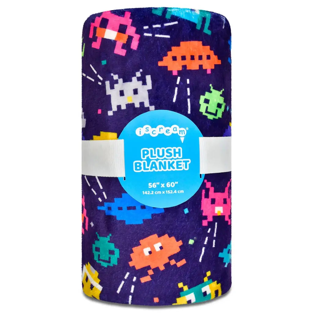 iscream Premium Silky Plush Gaming Print Fleece Throw Blanket