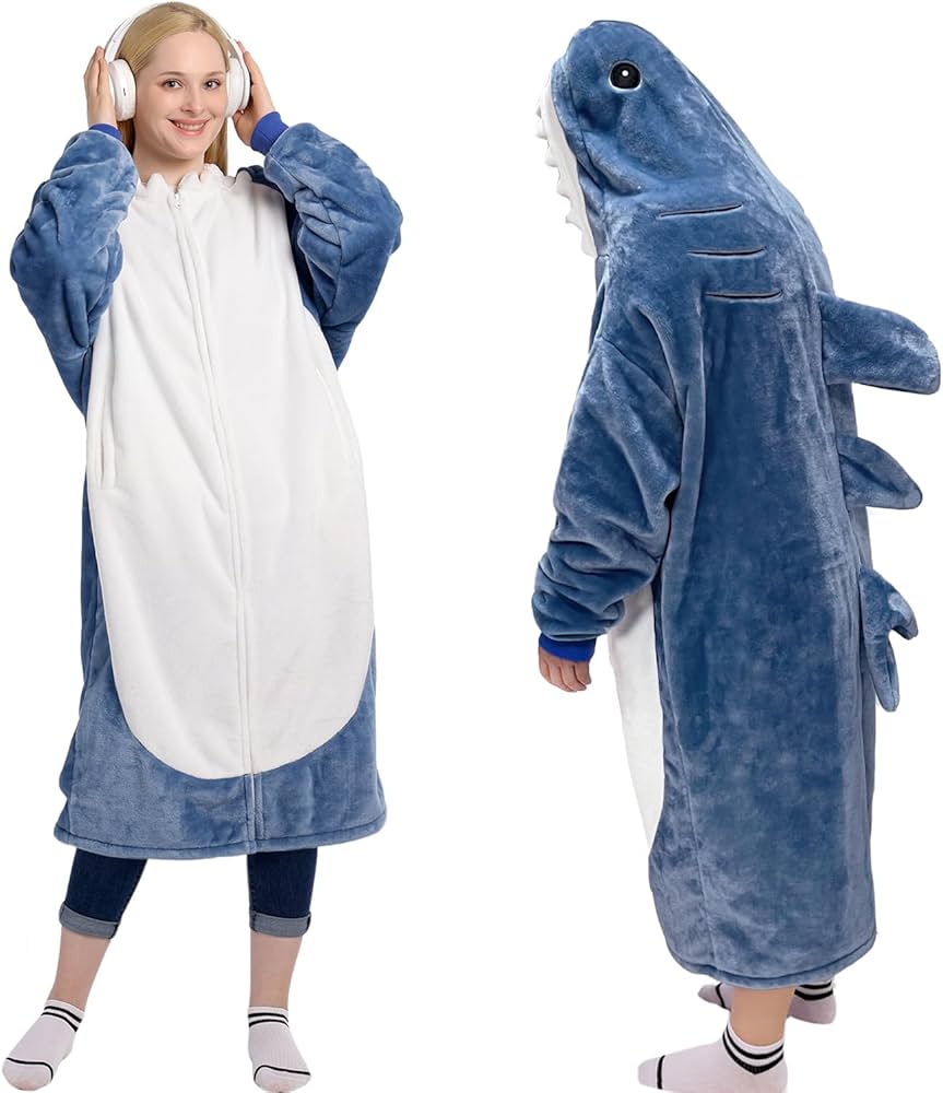 iscream Shark Requin Plush Hooded Blanket