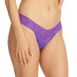 Hanky Panky Signature Lace Low Rise Thong (4911P) Vivacious Violet