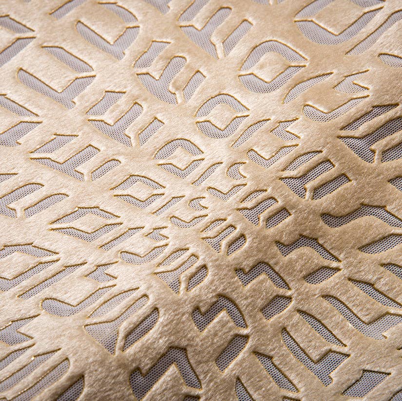 Challah Cover Hebrew Type: Black