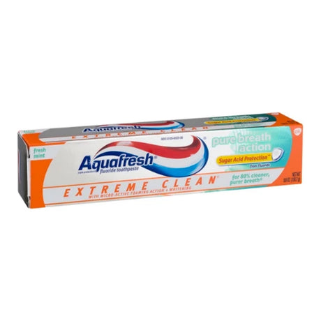Aquafresh Extreme Clean fluoride toothpaste